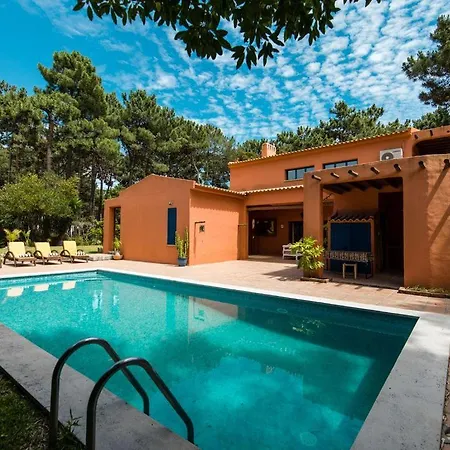 Lotus Verde - Spacious 6 Bedroom In Aroeira - Pool Table And Private Pool Villa Lisboa