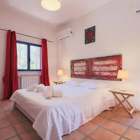 Lotus Verde - Spacious 6 Bedroom In Aroeira - Pool Table And Private Pool * Lisboa