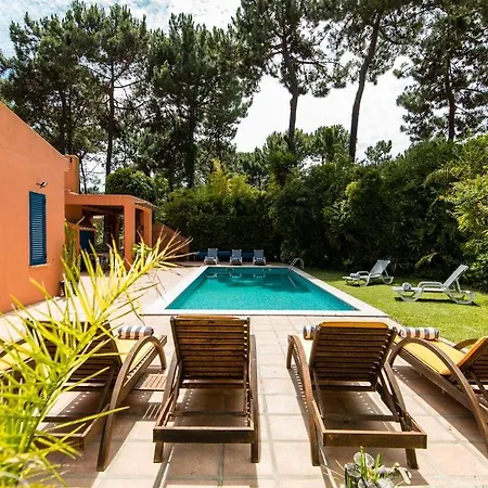 Lotus Verde - Spacious 6 Bedroom In Aroeira - Pool Table And Private Pool * Lisbon