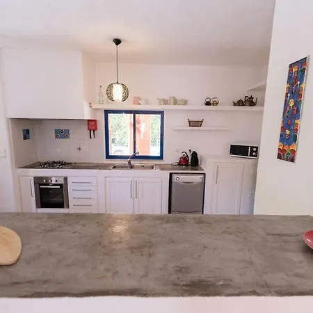 Lotus Verde - Spacious 6 Bedroom In Aroeira - Pool Table And Private Pool *